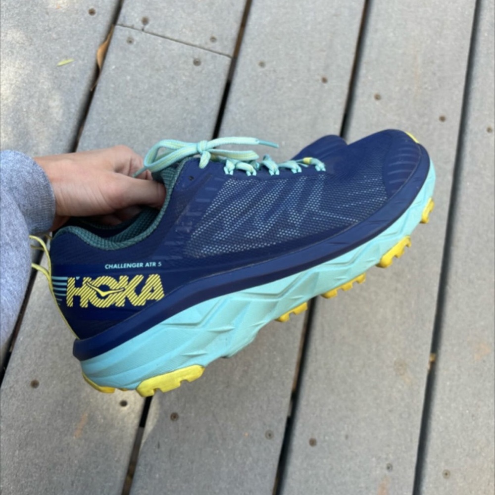 Hoka challenger 5